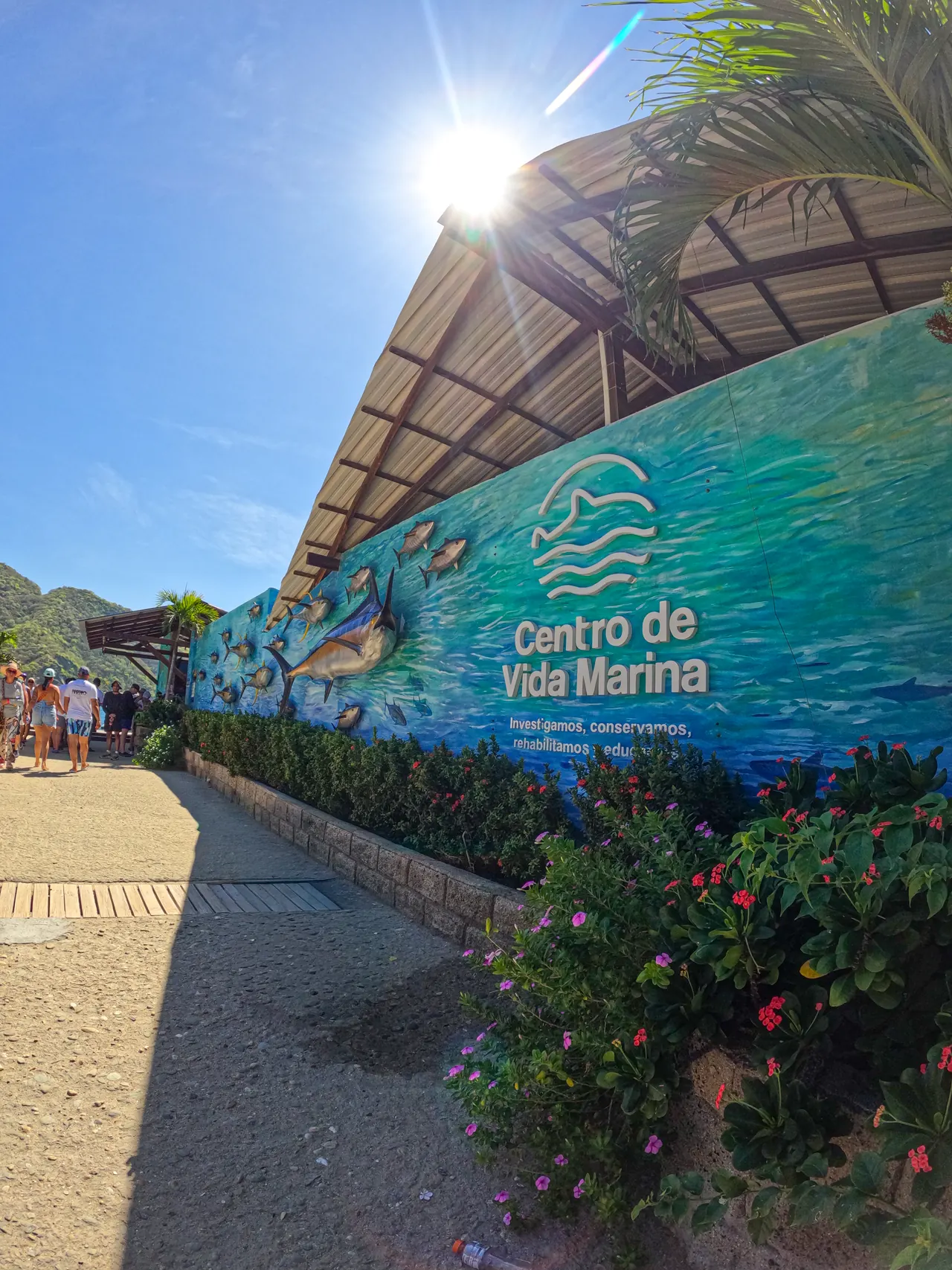 Entrance to the Marine Life Center at the Acuario del Rodadero.